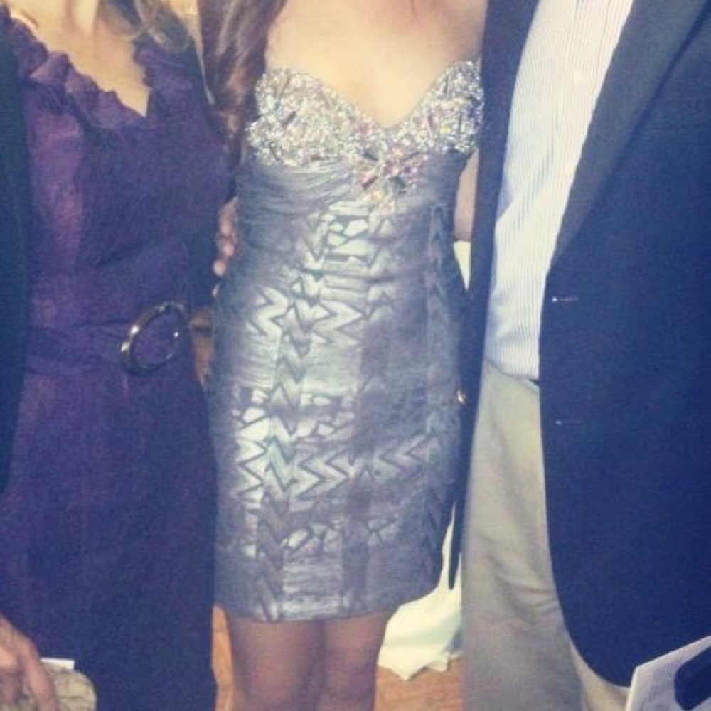 Party Dress - Picture 6 of 7